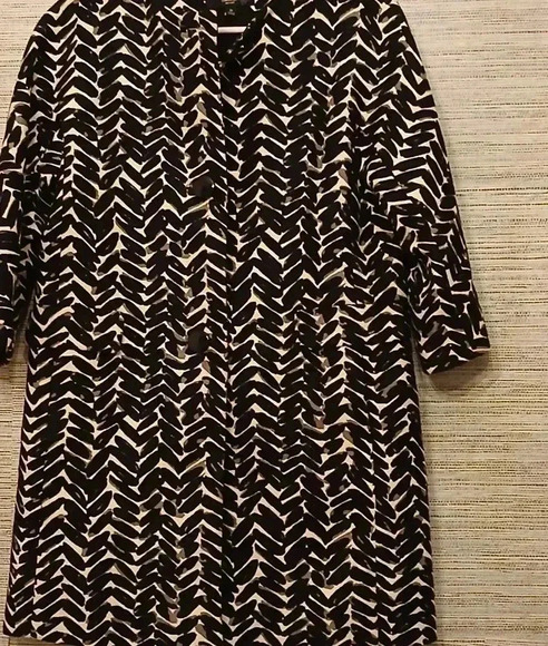 Loose Fit Talbots Quarter Sleeve Coat - Picture 4 of 7